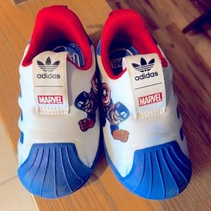 Size 6k superhero adidas